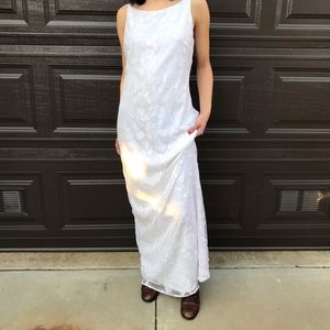 Beautiful minimal boho wedding dress